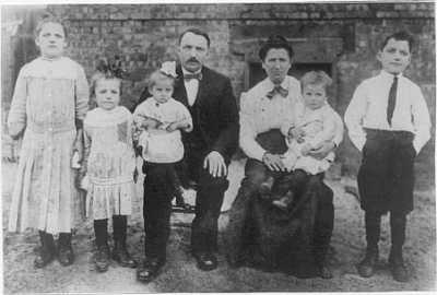 Titanic - The Karun Family